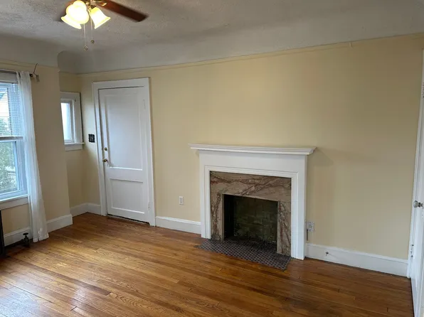 Hazelhurst Apartments - Ferndale, 165 E Hazelhurst St APT 2, Ferndale, MI 48220