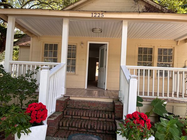 1225 Braddock Ave