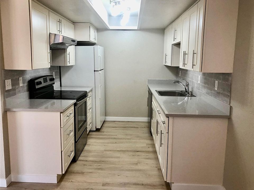 1st image of 14518 NE 6th Pl APT 1