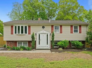 680 Old Warren Rd, Swansea, MA 02777