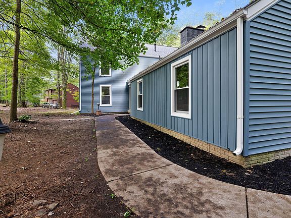 2nd image of 438 Fern Hill Dr