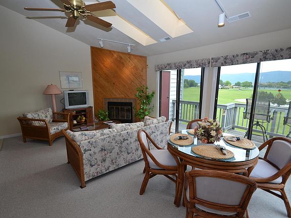 3rd image of 130 Sailors Cove Dr Unit 1306