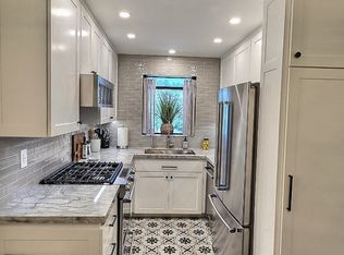 (Undisclosed Address), Canyon Country, CA 91387