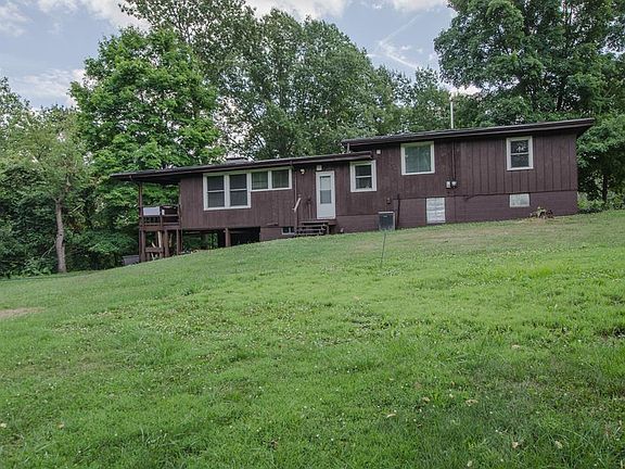 2nd image of 1725 Anglewood Dr