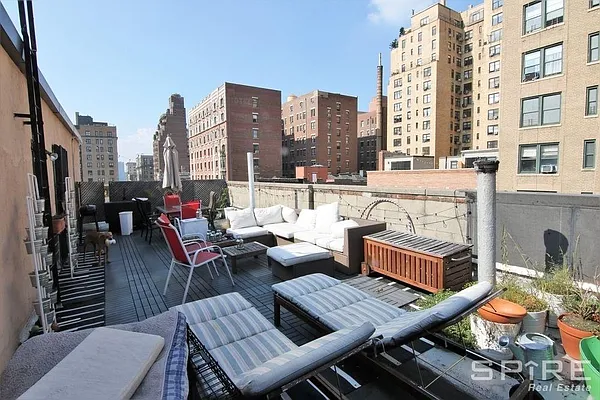 Rented by Spire Group | media 11