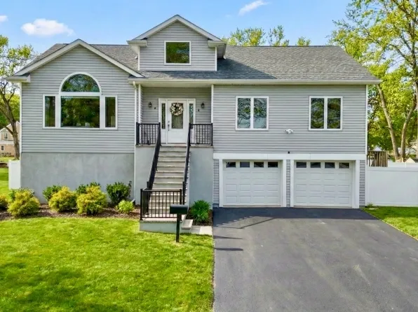 2 Linden Ave, Lincoln Park Boro, NJ 07035