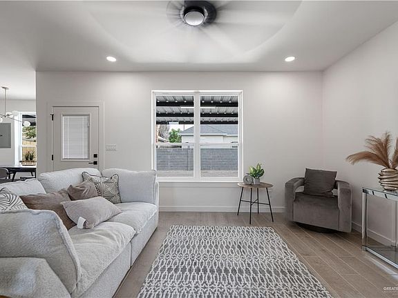 2nd image of 5408 N Crown Point