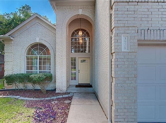 2nd image of 3928 Grayling Ln