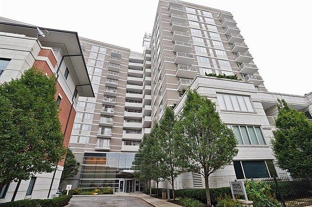 1st image of 1515 S Prairie Ave Unit 1408