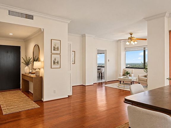 4th image of 5000 Montrose Blvd Unit 21E