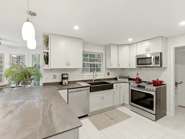 12 Alpine Run Rd — Photo 2