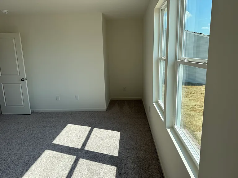 2445 Brookville Dr #B — Photo 30