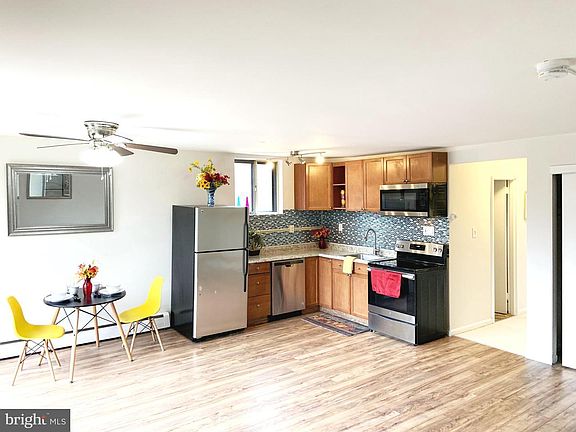 4th image of 100 E Glenolden Ave APT A12