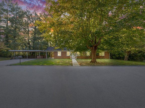 Front with Street Parking