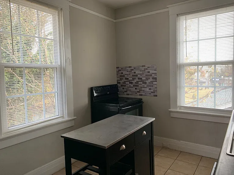 106 Yeardley Ave — Photo 7