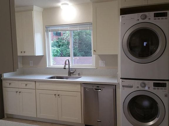 2nd image of 305 College Ave