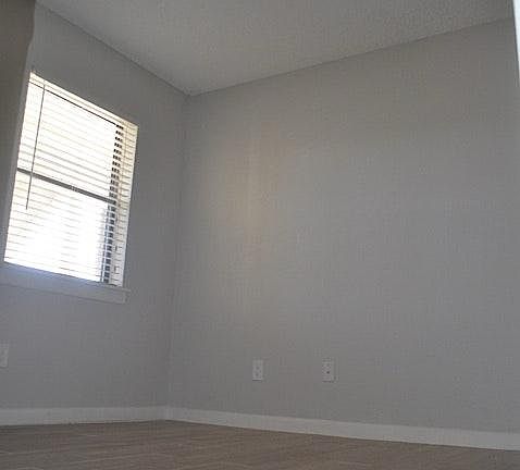 4th image of 100 Fairway Park Blvd Unit 209
