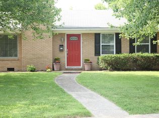 2 Rushton Dr, Mount Vernon, IL 62864
