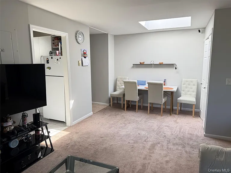110 Drew Ln — Photo 4