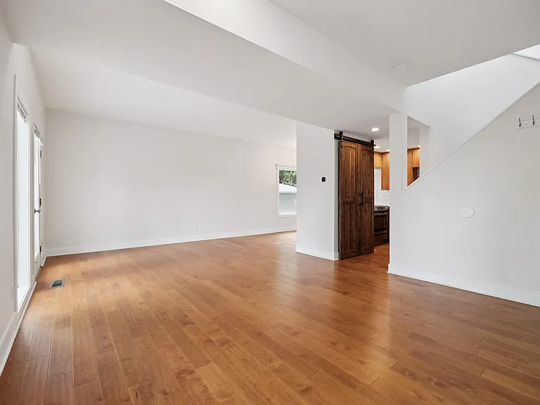 2474 NW Marshall St #B — Photo 3