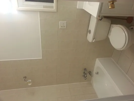 Rented by Mallory Management Corp | media 21