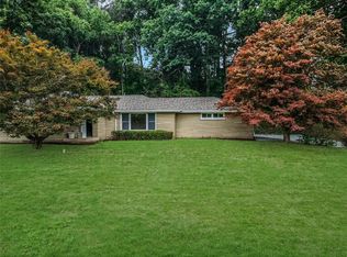 207 W Newton Rd, Elizabeth, PA 15037