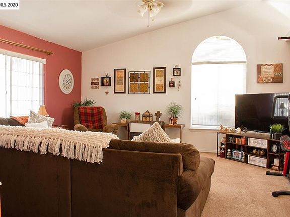 5th image of 710 Monte Vista Way