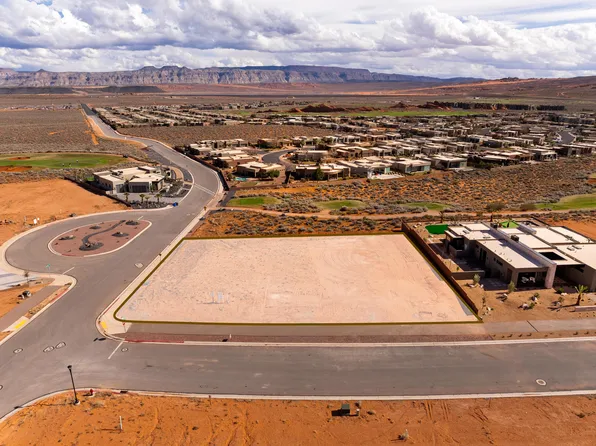 15 S Endless Trl, Hurricane, UT 84737