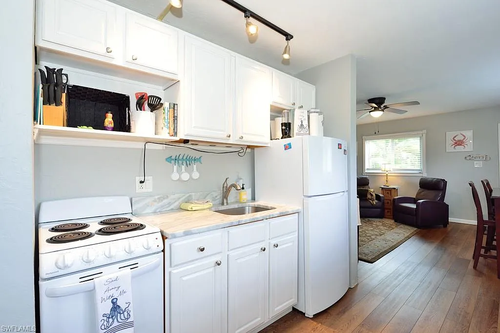 1 bed, 1.0 bath, 562 sqft, $1,150 — Photo 4