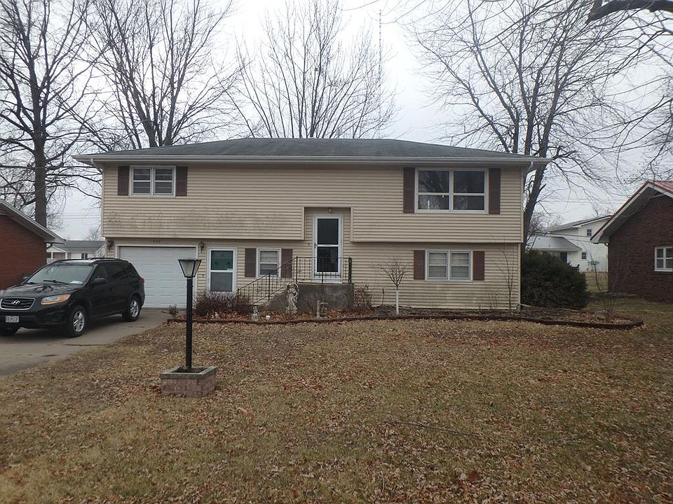 1st image of 712 Meadow Ln