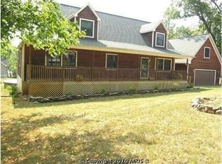 31 Hagen Woods Ln, Harpers Ferry, WV 25425