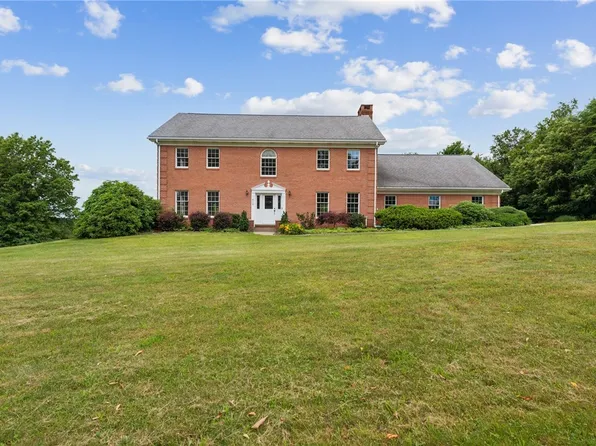 616 Edward St, Latrobe, PA 15650