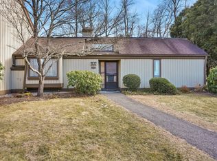 978 Heritage Vlg #B, Southbury, CT