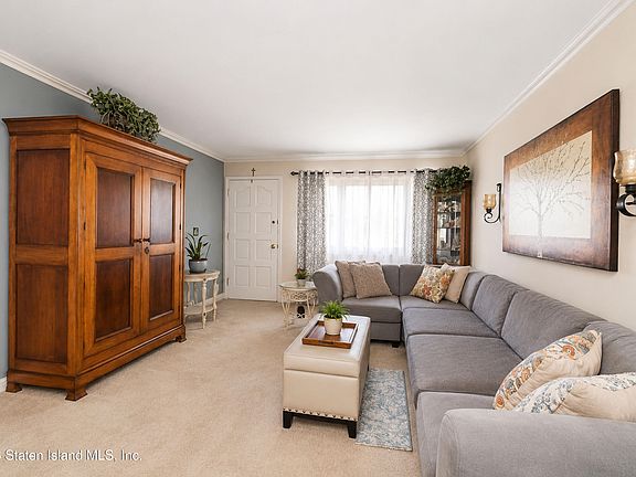 3rd image of 56 Taunton St