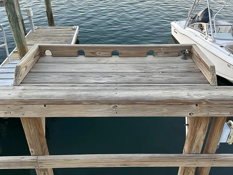 Pelican Dr — Photo 17