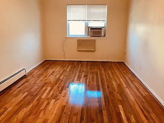 3rd image of 32-75 37th St #3