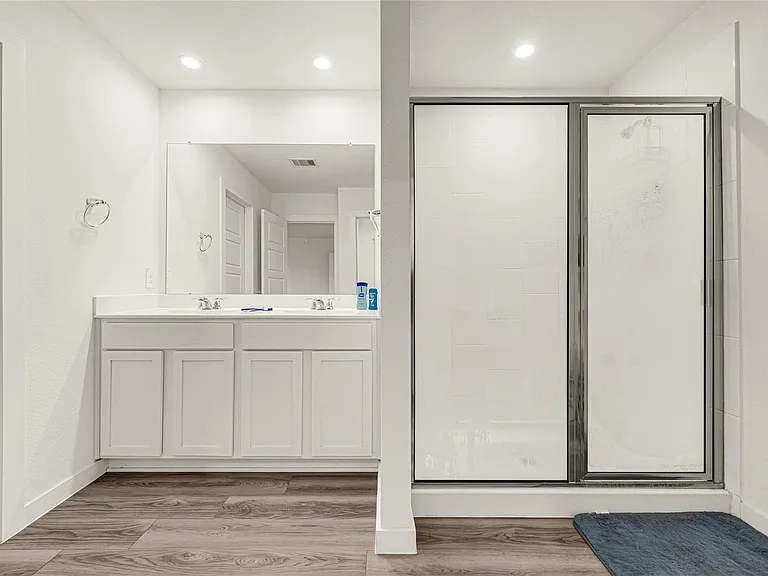 2930 Needham Garden Ln — Photo 19