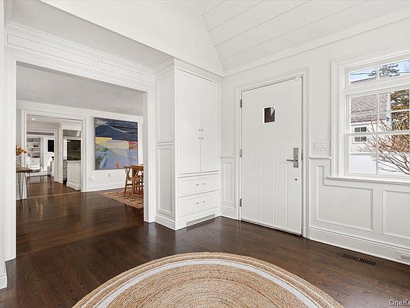 5th image of 2 Cowles Avenue