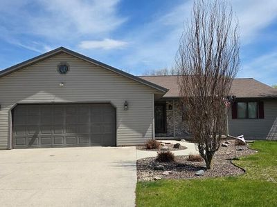 1209 Stonebridge DRIVE, Howards Grove, WI, 53083