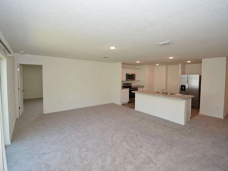 11 Roxland Ln — Photo 10
