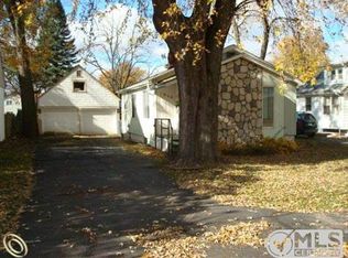 1803 Manse Rd, Waterford, MI 48328