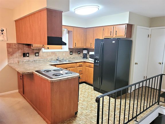 5th image of 4236 Mesa Ct SW