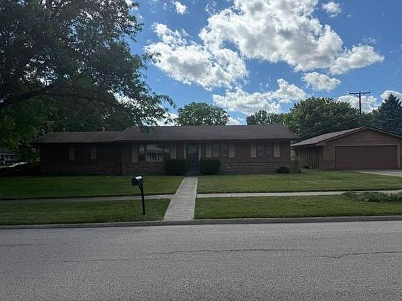 2nd image of 1007 Fieldcrest Dr