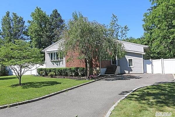 1st image of 7 Hadland Dr