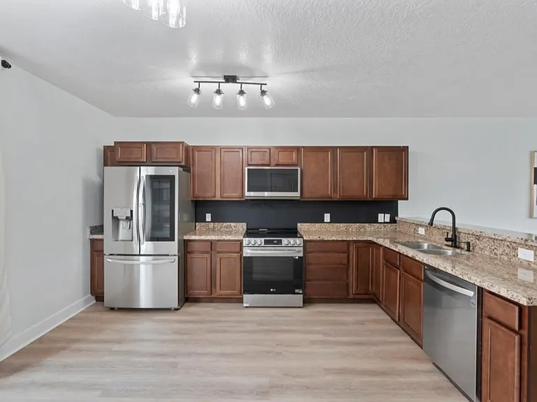 3709 S Gowan Ln #3709 — Photo 9