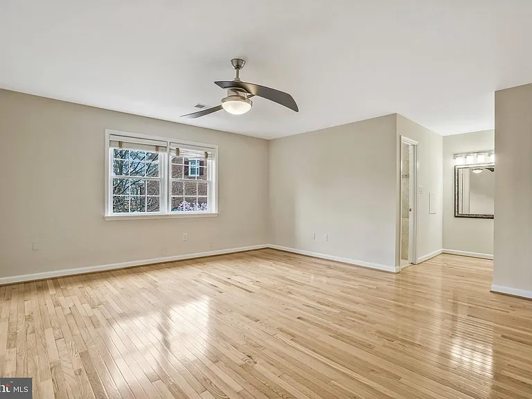 6366 Brampton Ct — Photo 21