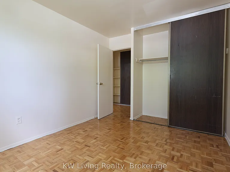 33 Central Pkwy W #203 — Photo 21