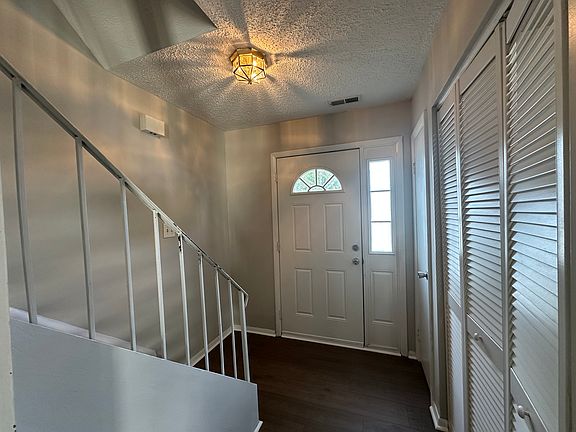 2nd image of 3638 Windmill Dr