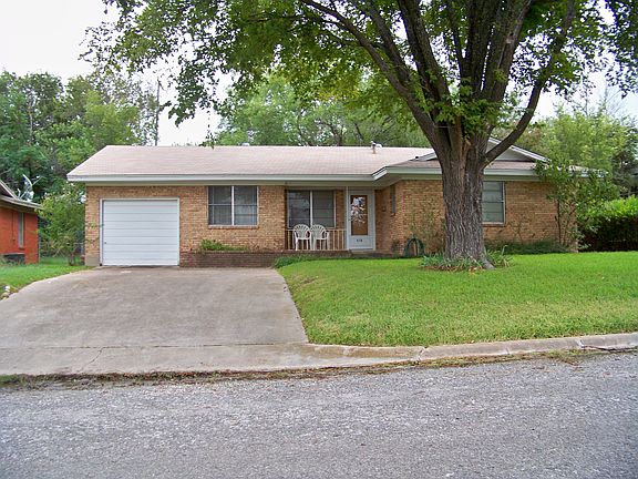3rd image of 113 Cottonwood Dr