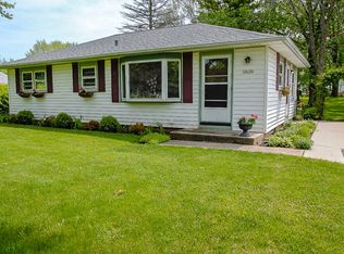 10132 S 11th Ave, Oak Creek, WI 53154